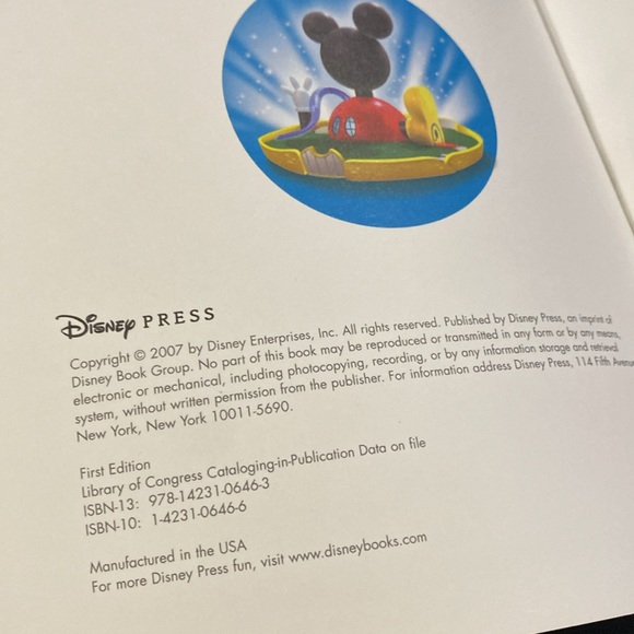 Mickey Mouse Clubhouse: Look Before You Leap! - Softcover Children’s Book - Picture 3 of 6